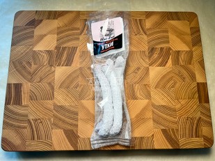 Кнуты Жгучий Чили  (500 гр.): Колбаски сыровяленые Mini Fuet 