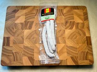 Чипсы из лаваша: Колбаски сыровяленые Mini Fuet 