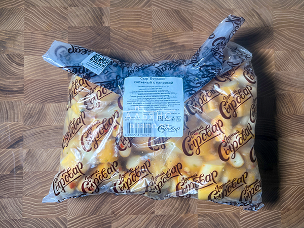 Сыр 1 кг ГОРНЫЙ СЫРОВАР (Бочонок копчёный с паприкой) в Элисте